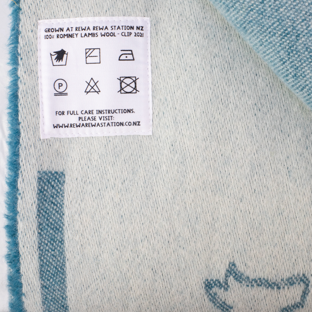 Romney Lambs Wool BLANKET - Dog Design - Image 4