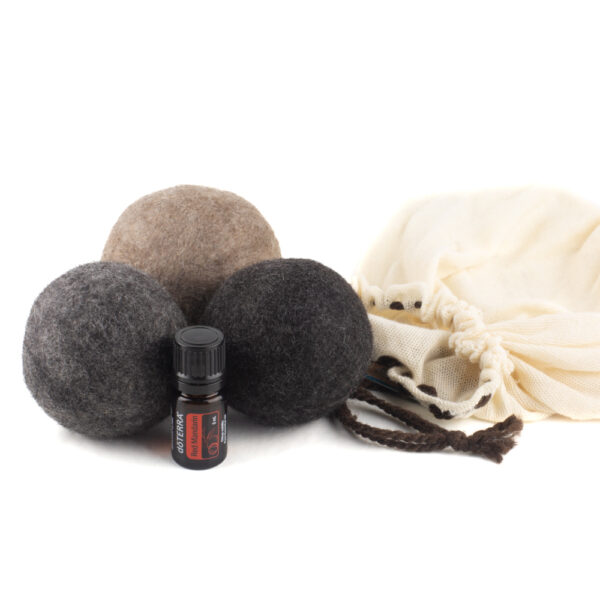 Dryer balls (3pk) with Red Mandarin Essential Oil